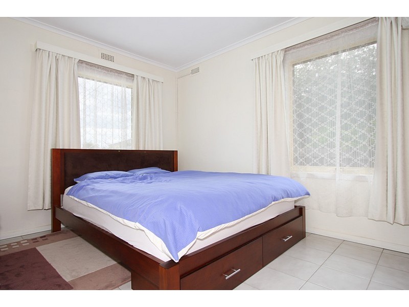 19 Waverley Road, Chadstone VIC 3148