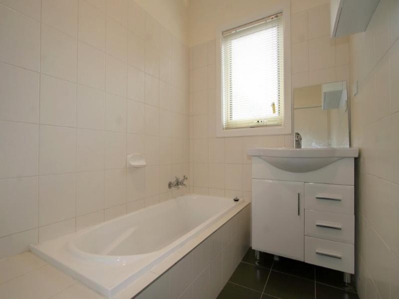 18 Colonel Street, Clayton VIC 3168