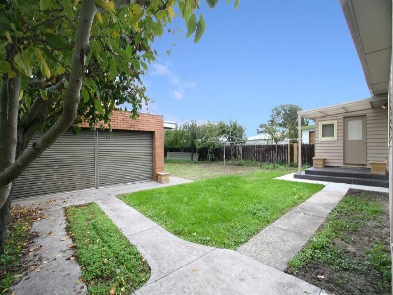 18 Colonel Street, Clayton VIC 3168