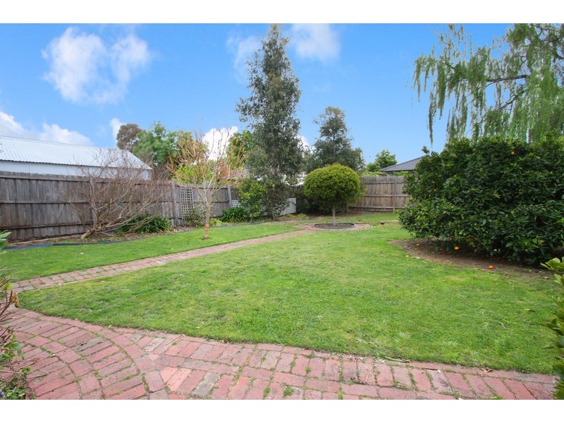 25 Frank Avenue, Clayton VIC 3168