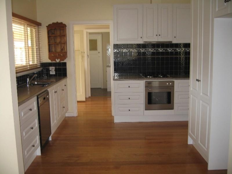 1/7 State Street, Oakleigh East VIC 3166