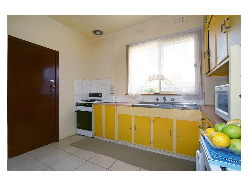 14 Terrigal Street, Chadstone VIC 3148