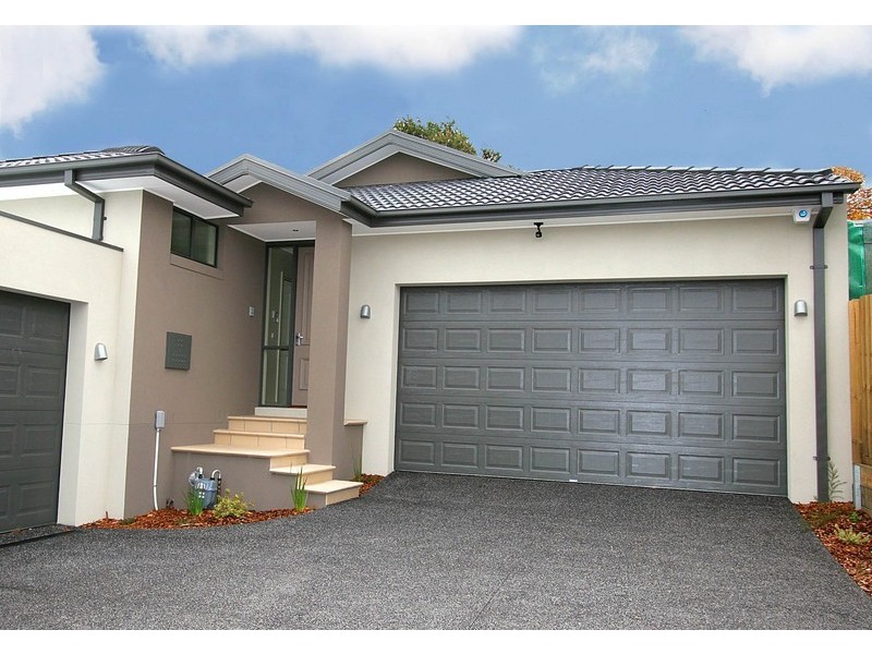 2/51 Oakpark Drive, Chadstone VIC 3148