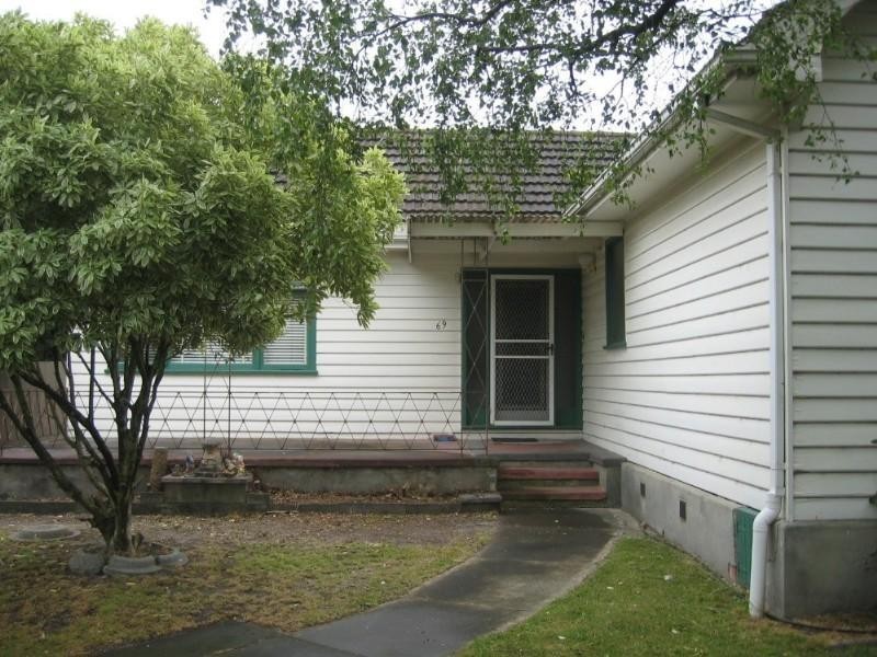 69 Manton Road, Clayton VIC 3168