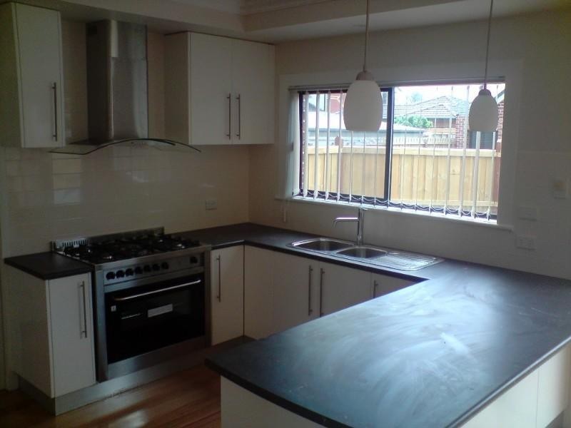 1/74 Margaret Street, Clayton VIC 3168