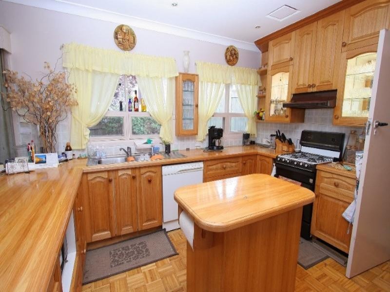 28 Hiscock Street, Chadstone VIC 3148