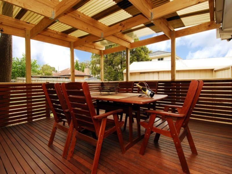 21 Lewis Road, Wantirna South VIC 3152