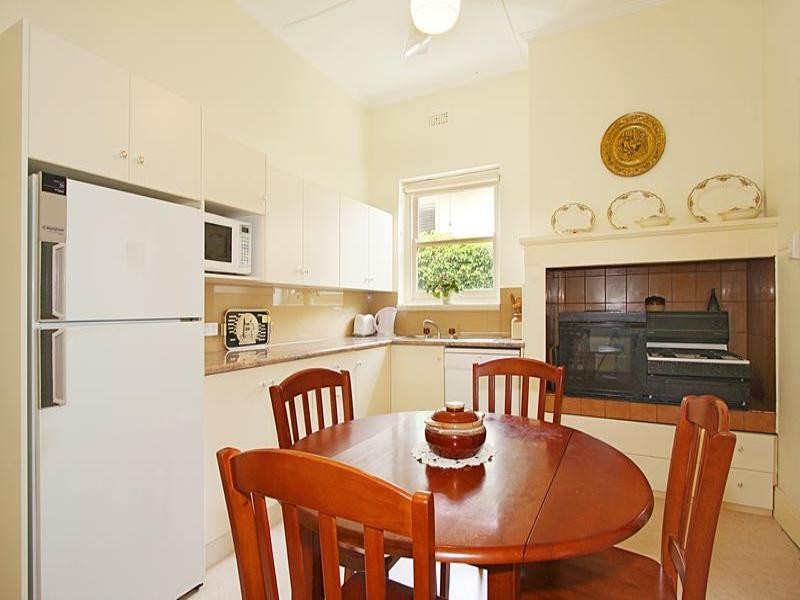 2 Short Street, Murrumbeena VIC 3163