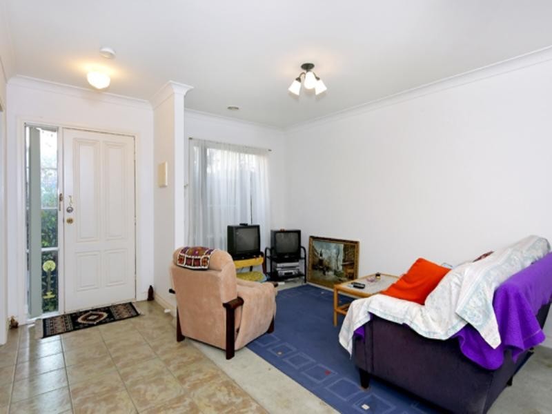2/5 Rae Street, Chadstone VIC 3148