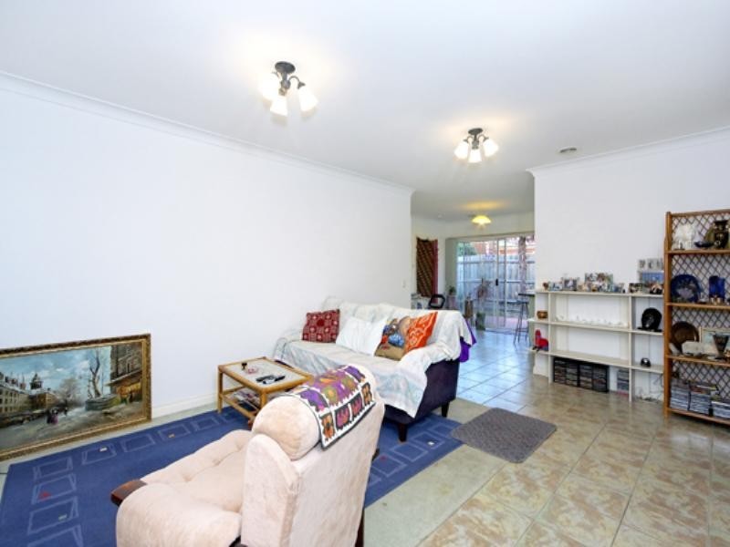 2/5 Rae Street, Chadstone VIC 3148