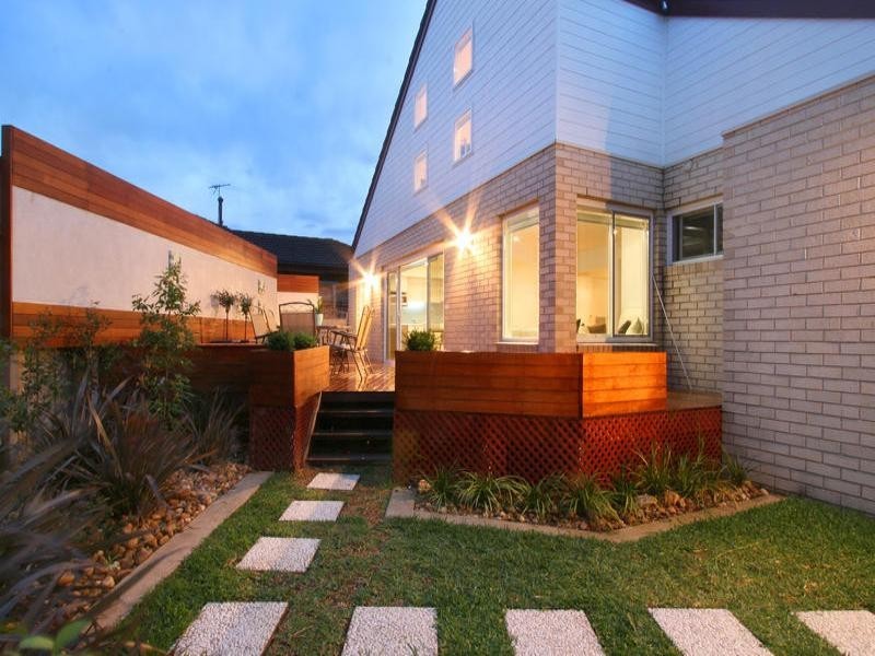 6 Kelvinside Street, Hughesdale VIC 3166