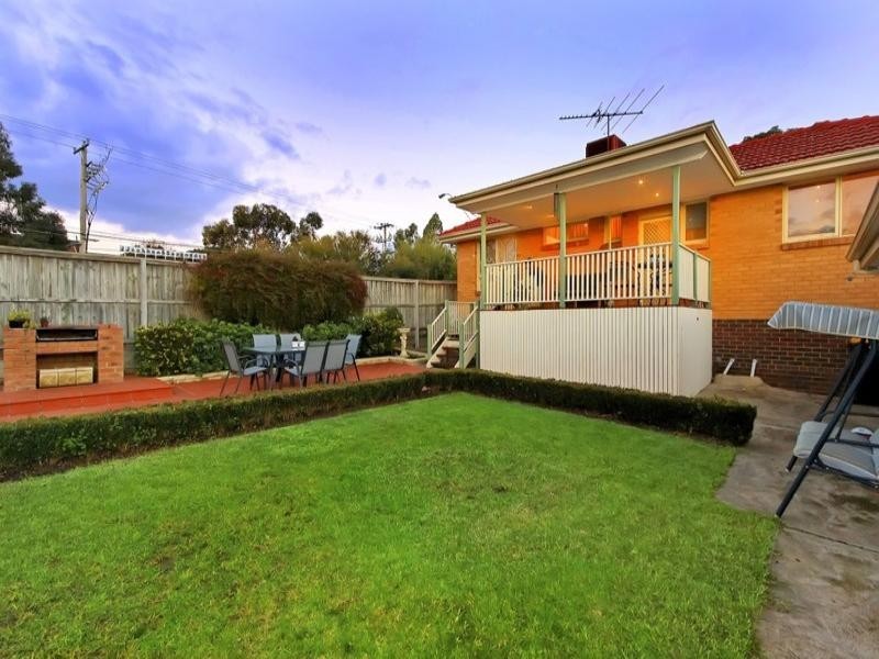 41 Fairland Avenue, Oakleigh East VIC 3166