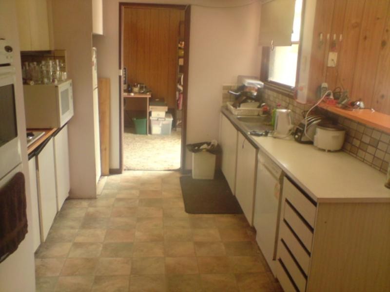 13 Randall Avenue, Edithvale VIC 3196