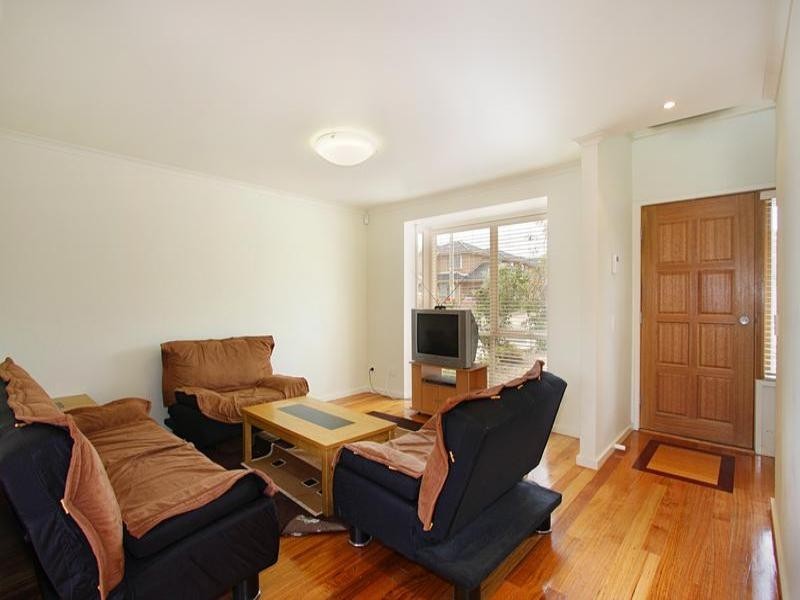 1/4 Fortuna Street, Clayton VIC 3168