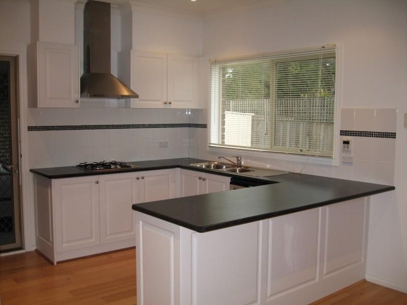 5 Rockbeare Court, Clayton VIC 3168