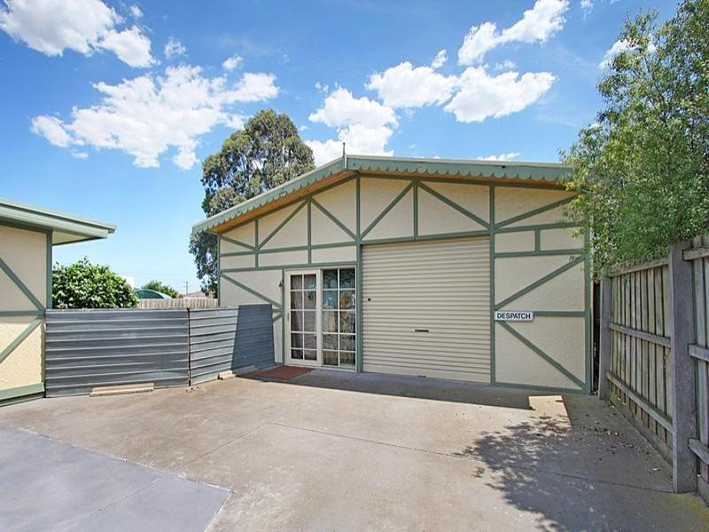 27 Sarton Road, Clayton VIC 3168