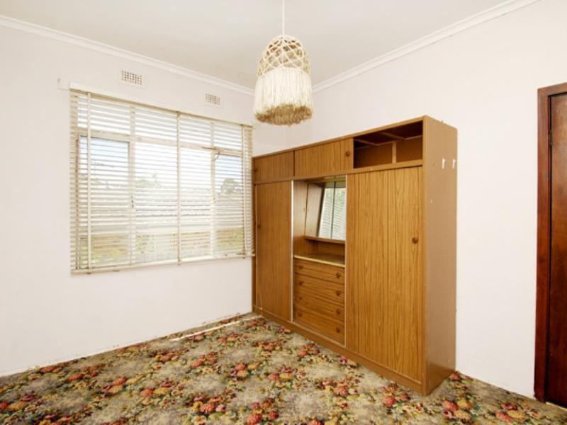10 Bullarto Street, Chadstone VIC 3148
