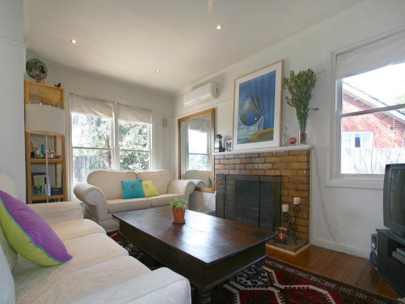 1 Paringa Court, Chadstone VIC 3148