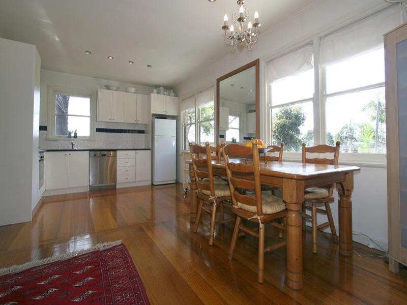 1 Paringa Court, Chadstone VIC 3148