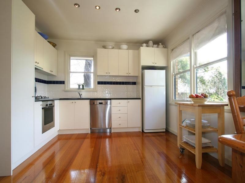 1 Paringa Court, Chadstone VIC 3148