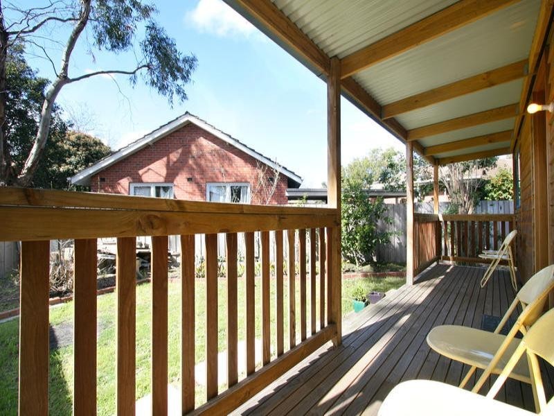 1 Paringa Court, Chadstone VIC 3148