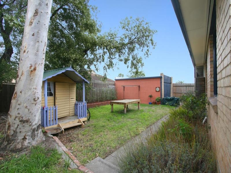 1 Paringa Court, Chadstone VIC 3148