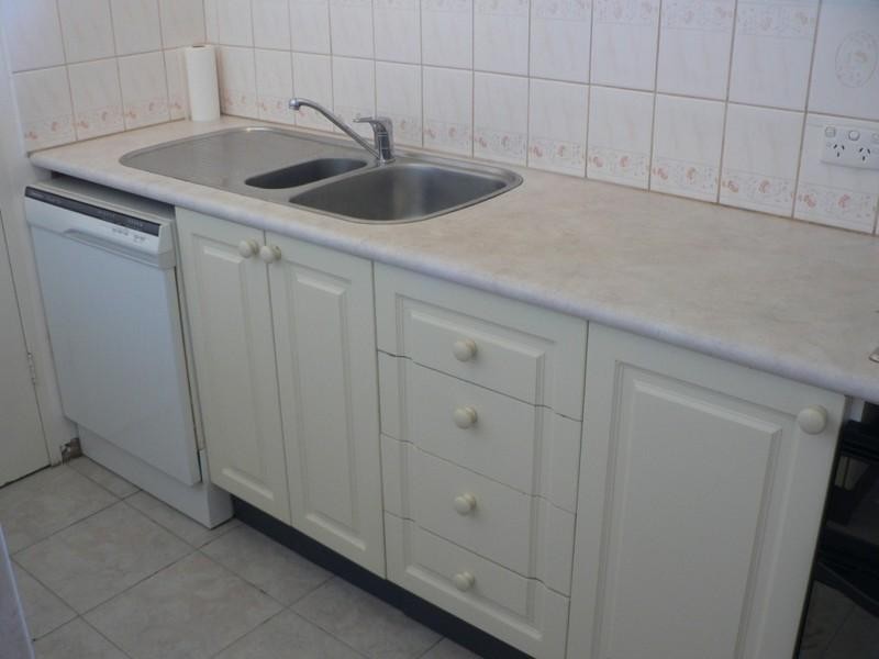 9/21 Camden Road, Hughesdale VIC 3166