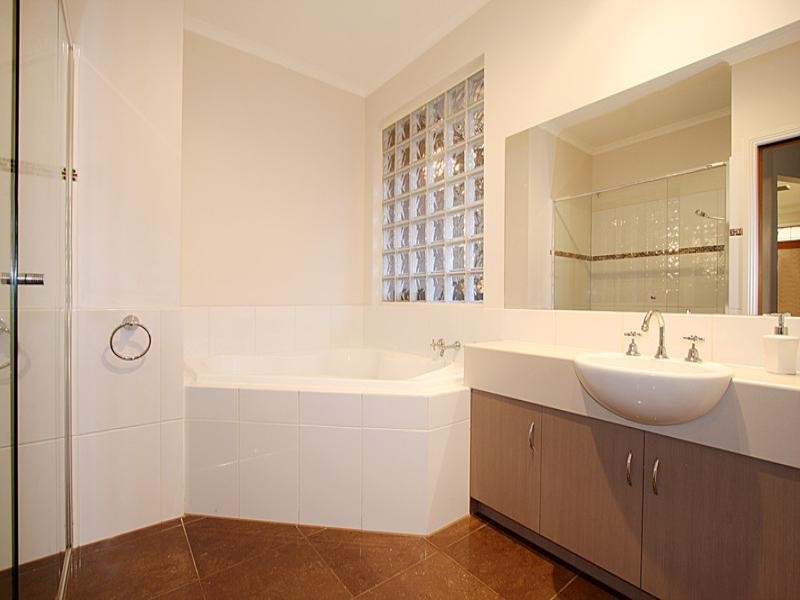 1/620 Warrigal Road, Oakleigh South VIC 3167