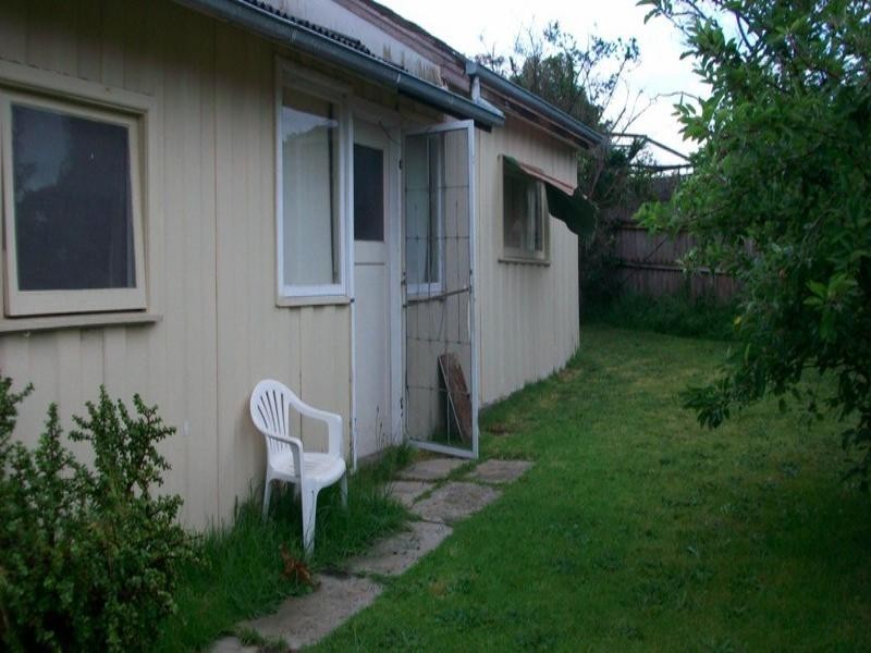 2/1 Booker Street, Cheltenham VIC 3192