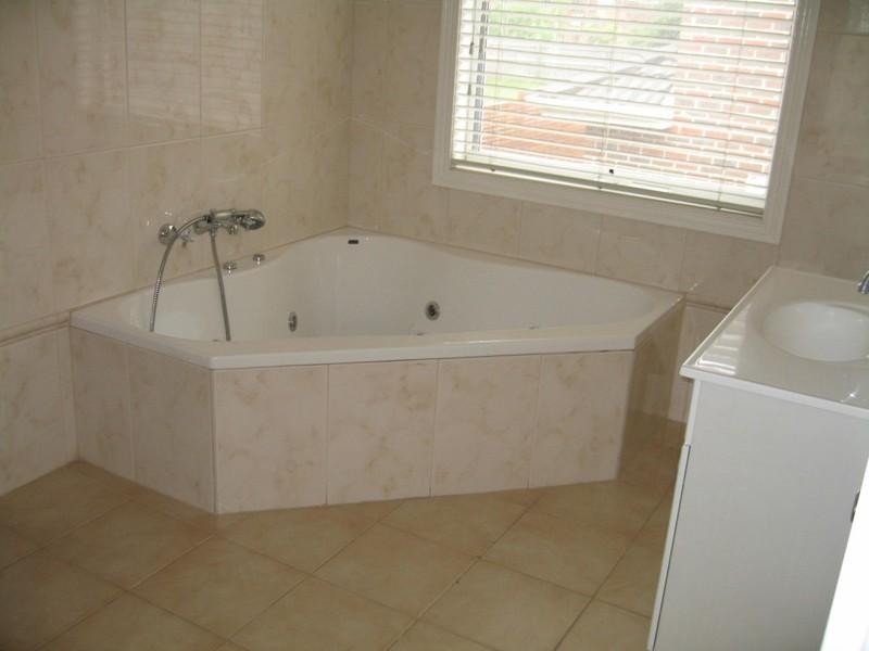 1/36 Atkinson Street, Chadstone VIC 3148