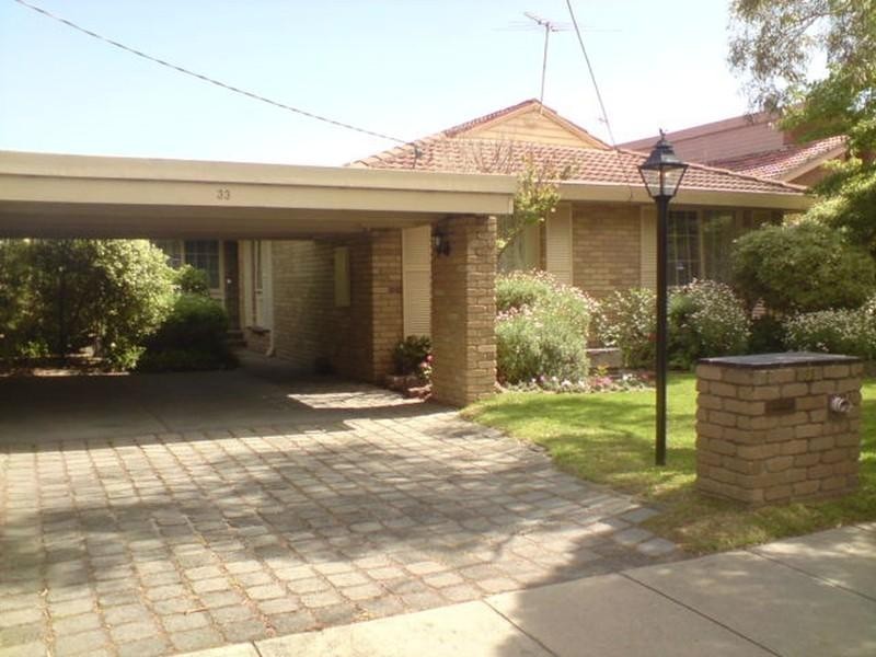 33 Ludbrook Avenue, Caulfield South VIC 3162