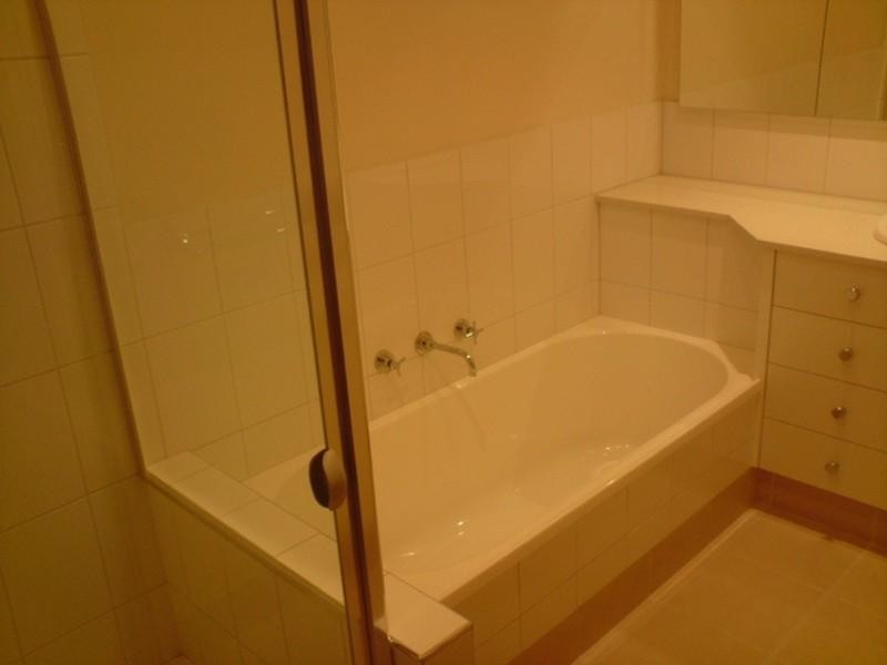 33 Ludbrook Avenue, Caulfield South VIC 3162