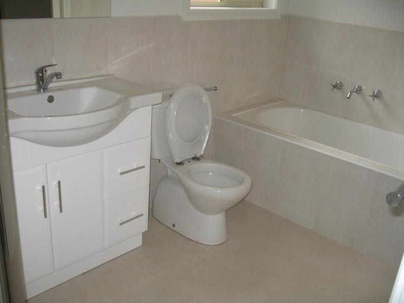 2/8 Jason Street, Oakleigh South VIC 3167