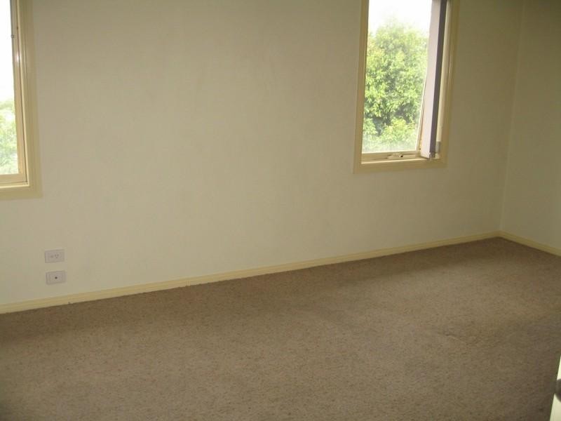 1/2 Colin Road, Clayton VIC 3168