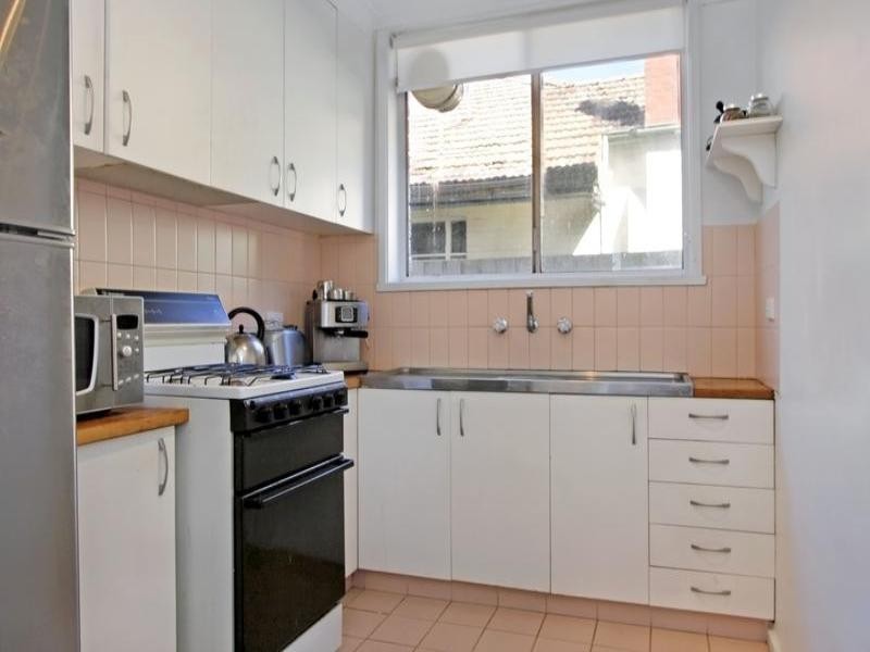 2/919 Dandenong Road, Malvern East VIC 3145