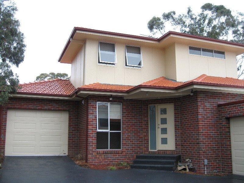 2/82 Batesford Road, Chadstone VIC 3148