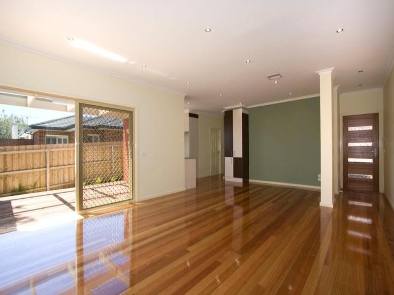 2/9 Jordan Street, Ashwood VIC 3147