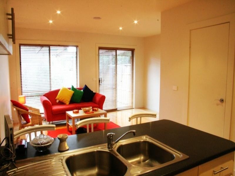 11/32 Stud Road, Dandenong VIC 3175