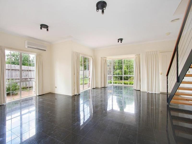 3/3 Stradbroke Court, Oakleigh South VIC 3167