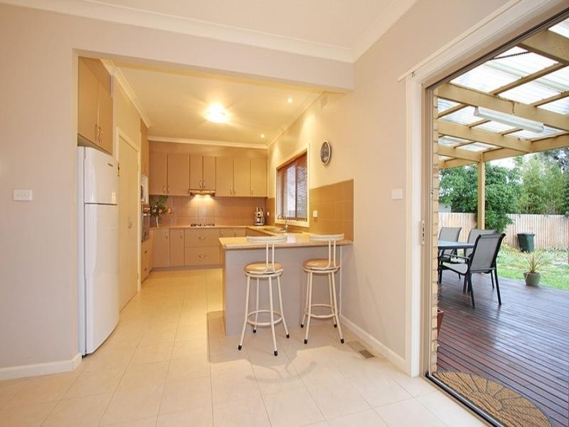 37 Mawarra Crescent, Chadstone VIC 3148