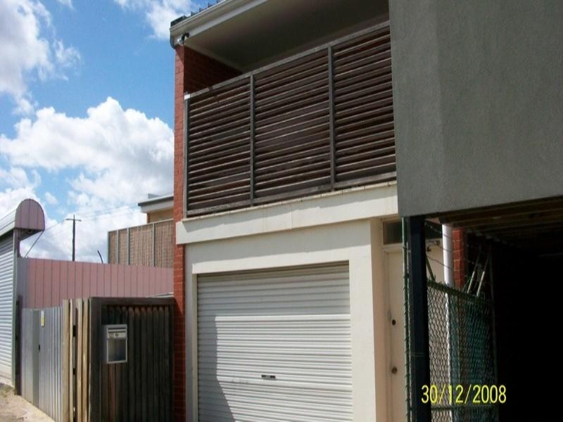 121 Kangaroo Road, Hughesdale VIC 3166