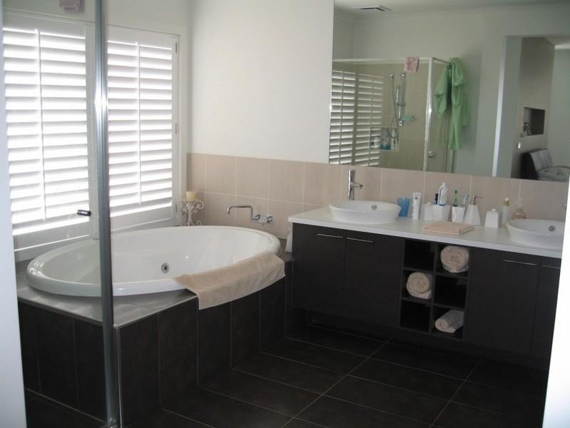 76 Moondarra Drive, Berwick VIC 3806