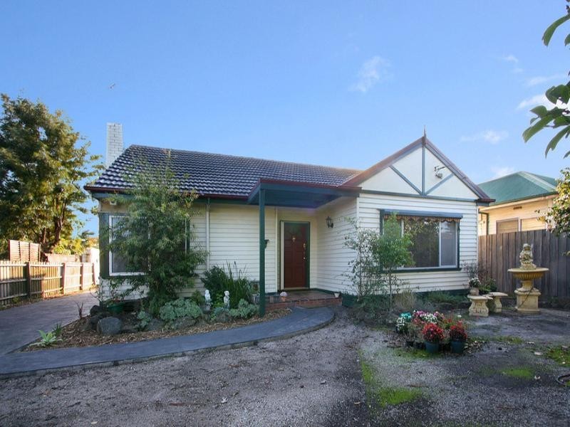 1/13 Parer Street, Oakleigh VIC 3166