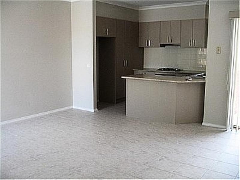 2/23 Margaret Street, Clayton VIC 3168