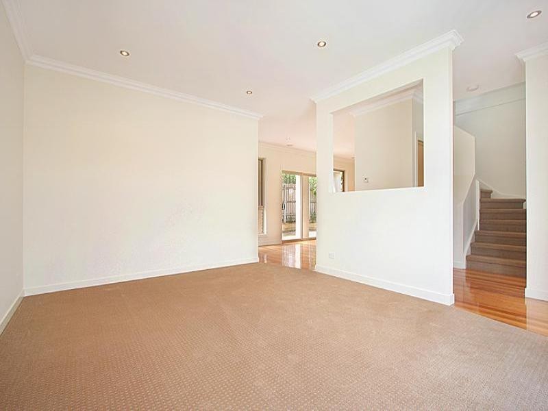 2/458 Huntingdale Road, Mount Waverley VIC 3149