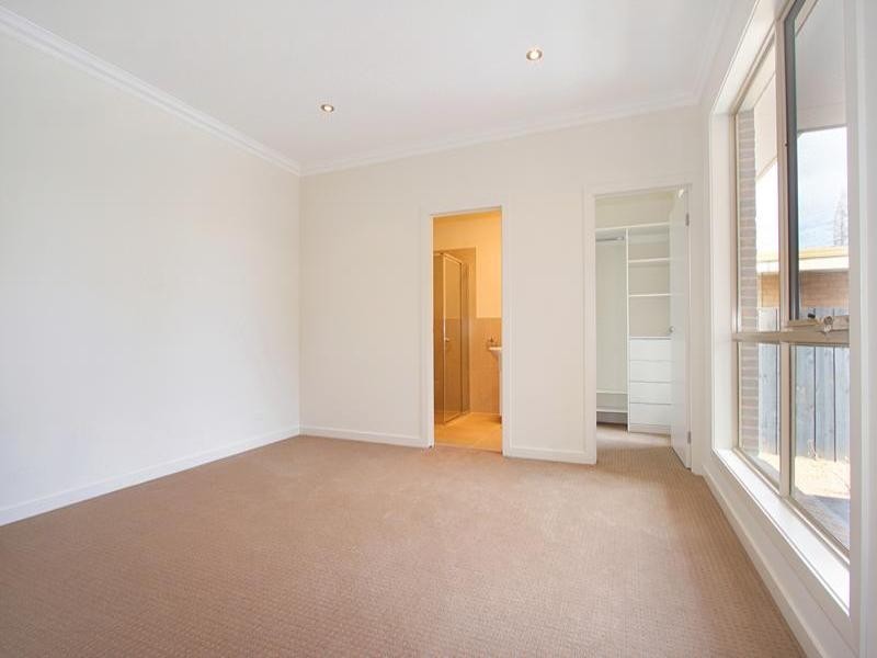 2/458 Huntingdale Road, Mount Waverley VIC 3149