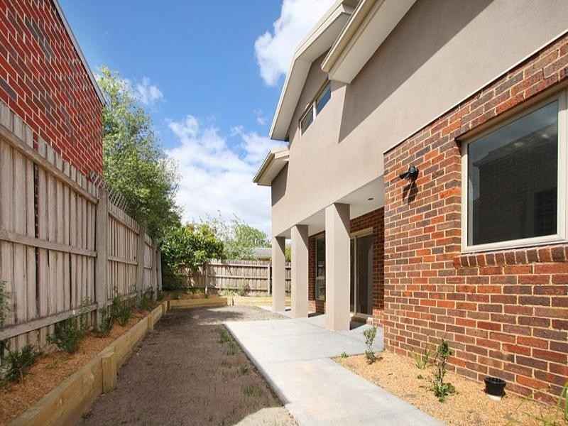 2/458 Huntingdale Road, Mount Waverley VIC 3149