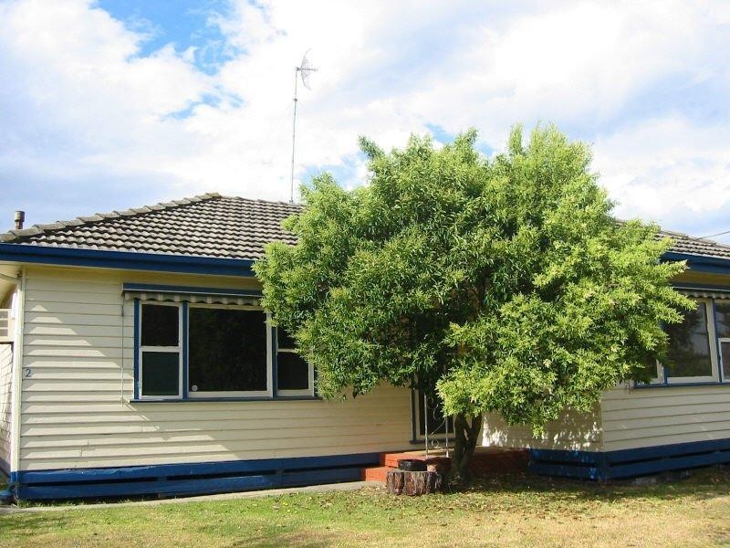 2 Young Street, Springvale VIC 3171