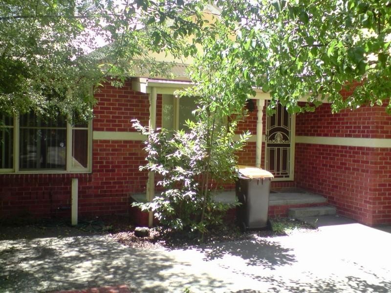 2/11 Palmer Street, Oakleigh VIC 3166