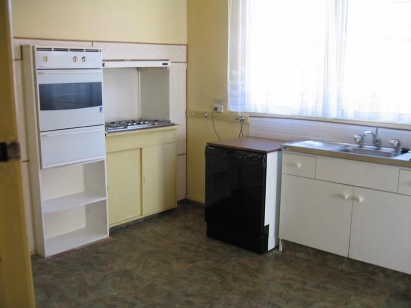 6 Cheel Street, Oakleigh VIC 3166